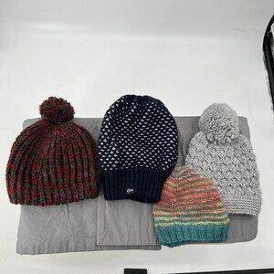 4 Beanies One Size